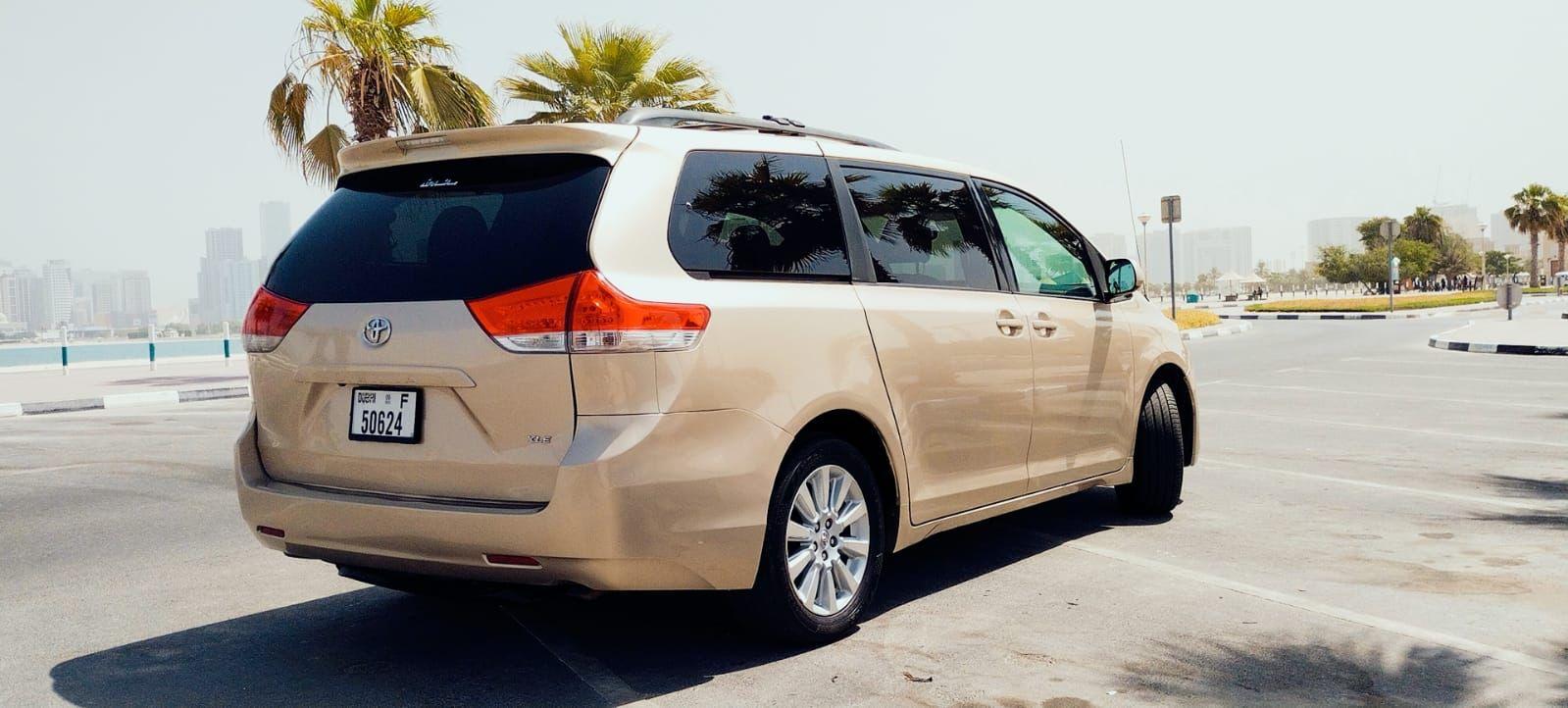 luxury van rental dubai